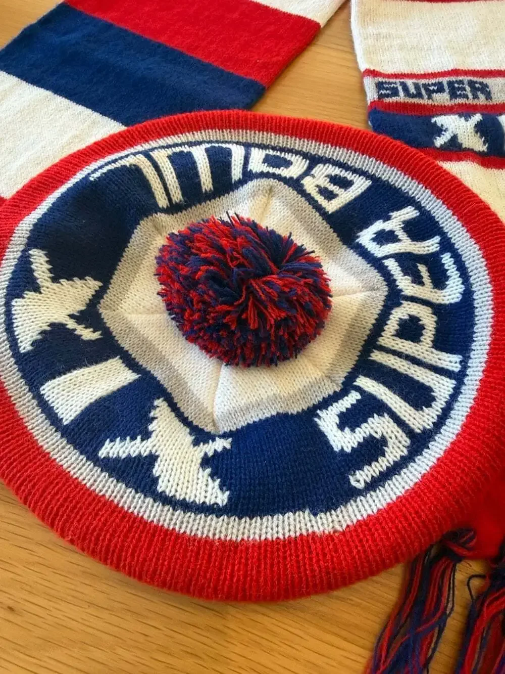 Big Game red white